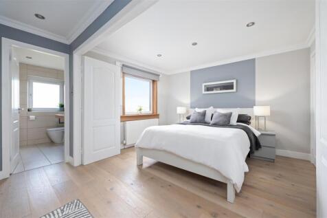 100 Thistle Street 017.JPG