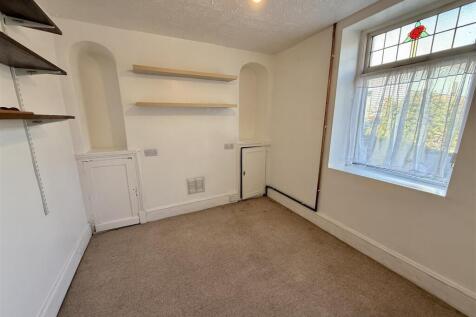 20250905_084458735_iOS 1.jpg