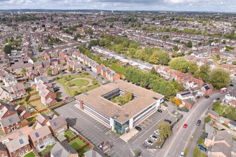 DJI_20250916132924_0002_D_250916_BAR_Binley Cour