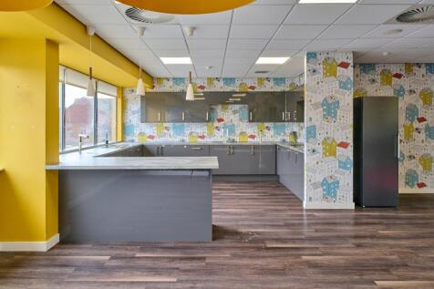 DSC_3000_250916_BAR_Binley Court_HI RES.jpg