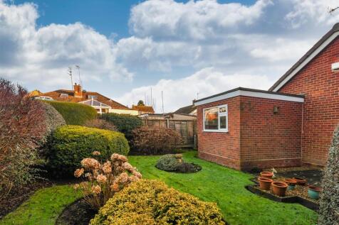 2 Green Acres - Garden (2).jpg