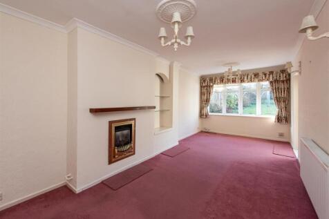 20 Brenton Road-living room.jpg