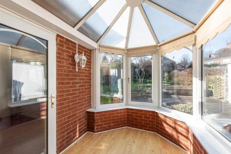 20 Brenton Road-conservatory.jpg