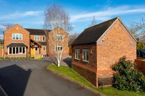 32 Post Office Road-front3.jpg