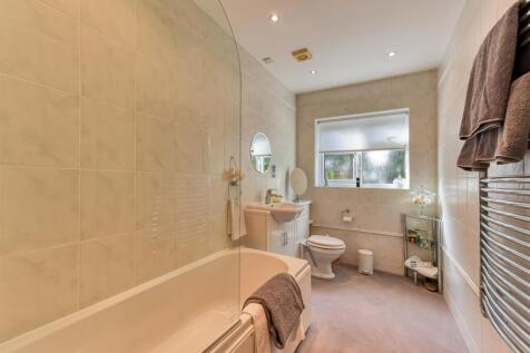 Tinkers Croft-Bathroom.jpg