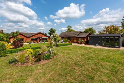 Tinkers Croft-JUN25-garden4.jpg