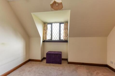 The Wendy House-Bedroom 4.jpg