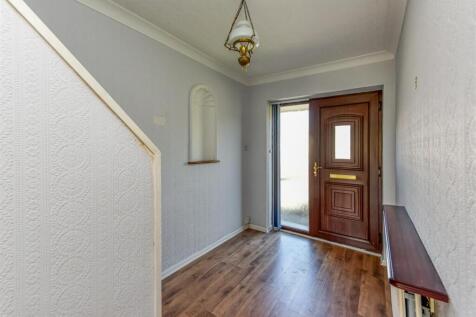 87 Wakeley Hill-Hall.jpg