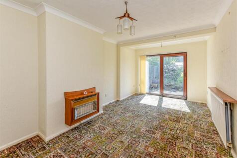 87 Wakeley Hill-Sitting Room.jpg