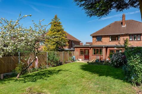 87 Wakeley Hill-External.jpg