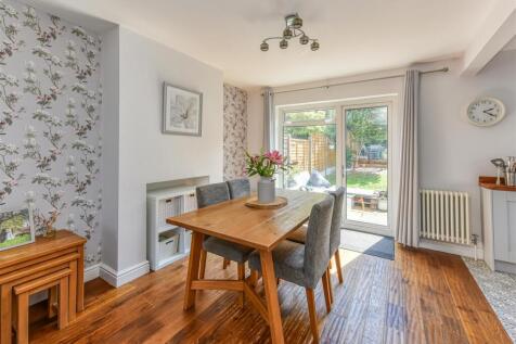 53 Wakeley Hill-Dining Area (2).jpg