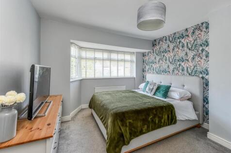 53 Wakeley Hill-Bedroom 1.jpg