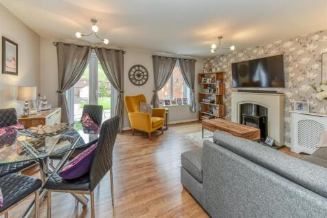 5 Taper Close-Living Room (2).jpg