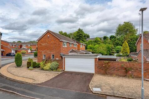 5 Churchward Grove-External.jpg