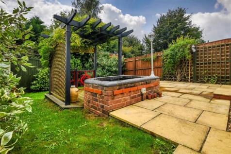 Eden House - Garden.jpg