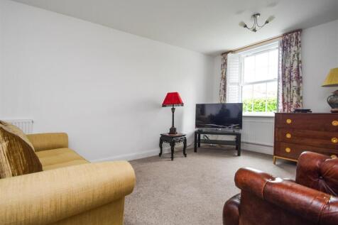 Eden House - Living Room.jpg