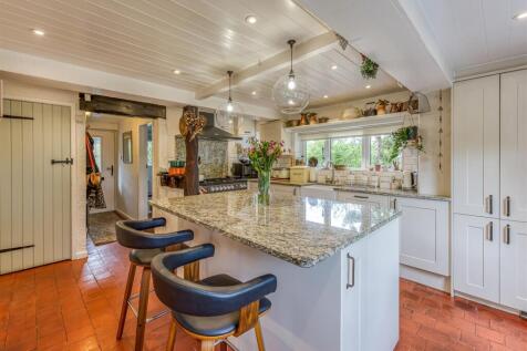 Smestow Gate Cottage-Kitchen (3).jpg