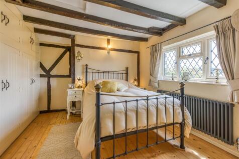 Smestow Gate Cottage-Bedroom 1.jpg
