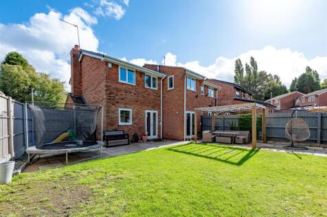 50 Cowley Drive-External (2).jpg