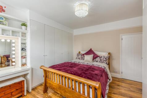 21 Zoar Street-Bedroom 1.jpg