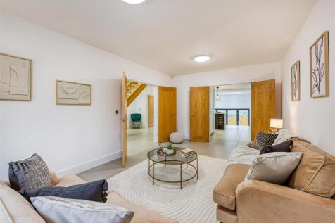 108 Springhill Lane-25.jpg