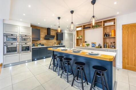 108 Springhill Lane-28.jpg