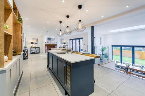 108 Springhill Lane-32.jpg