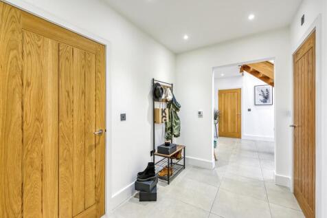 108 Springhill Lane-02.jpg