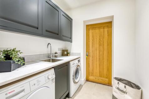 108 Springhill Lane-01.jpg