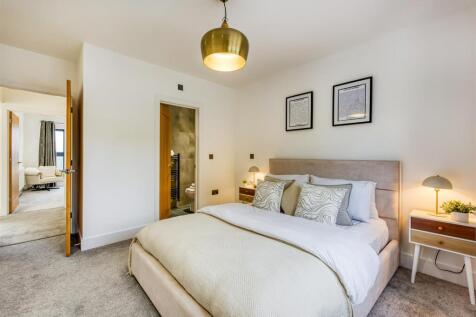 108 Springhill Lane-21.jpg