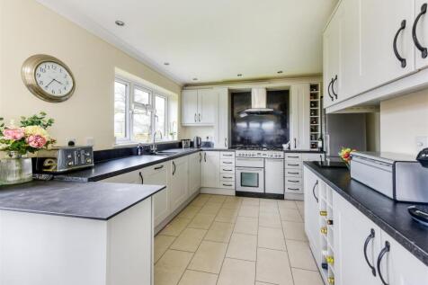 103 Six Ashes Road-kitchen5.jpg