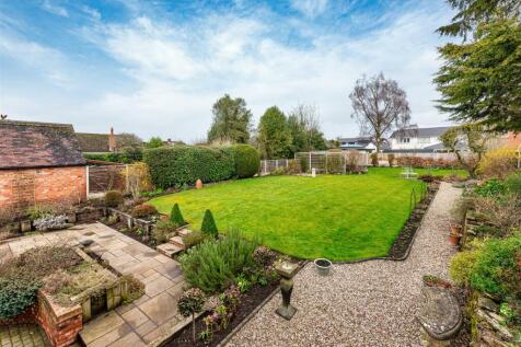 4 Shop Lane-gdn1.jpg