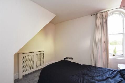 5 Old Hall - Bedroom 3.jpg