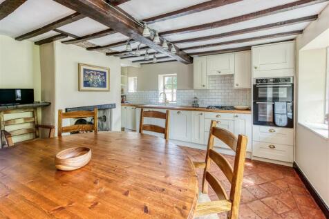 48 Dean Street-kitchen2.jpg