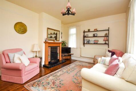 33 Horsebrook Lane - Sitting Room (2).jpg