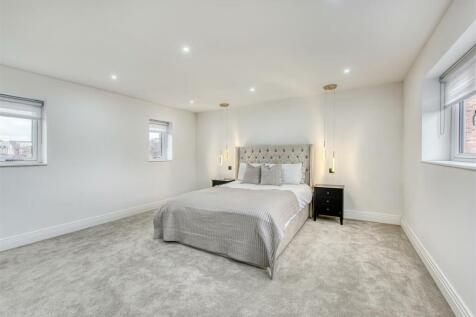 Church View-bed1a.jpg