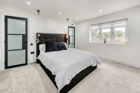 Church View-bed3.jpg