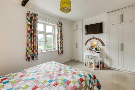 The Old Sweet Shop-bed1b.jpg