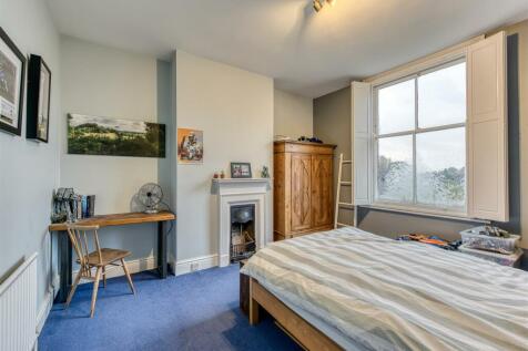 16 Church Hill Road-bed3.jpg