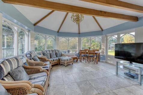 Natsfield House-garden room.jpg