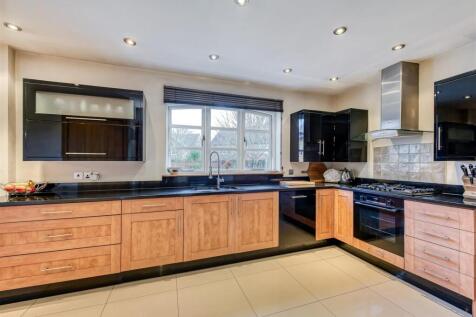 6 Engleton Lane-kitchen1.jpg
