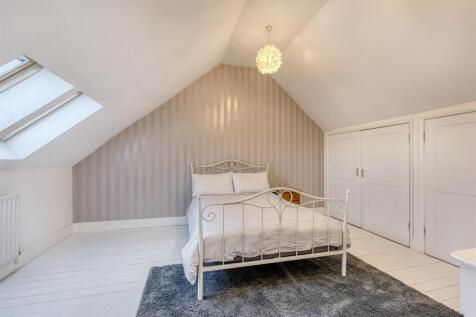6 Engleton Lane-bed5.jpg