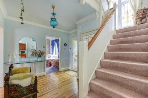 Southcliffe-hall1.jpg