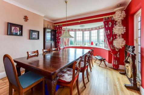Southcliffe-dining.jpg