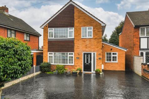2 Yeadon Gardens - Front.jpg