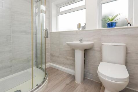 2 Yeadon Gardens - RevA.jpg