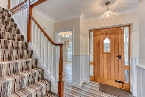 The Peel House-hall1.jpg