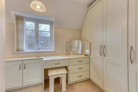 The Peel House-bed1 dressing1.jpg