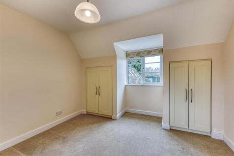 The Peel House-bed2.jpg
