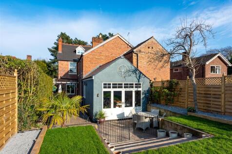 49 Richmond Road-garden3.jpg
